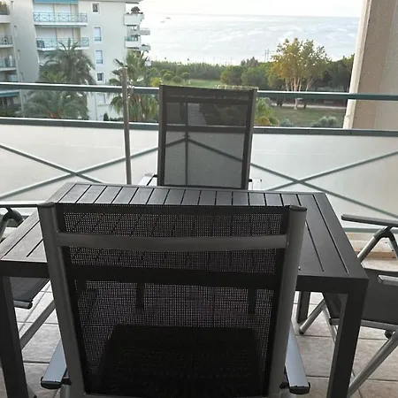 Seaside501 - Completely Renovated, At 5 Minutes Walk From *